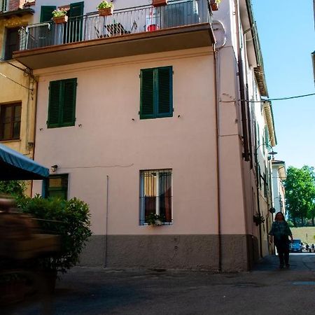 Casa Nocchi Hotel ลุคคา ภายนอก รูปภาพ